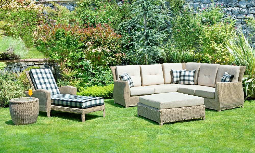 Reclining Garden Furniture